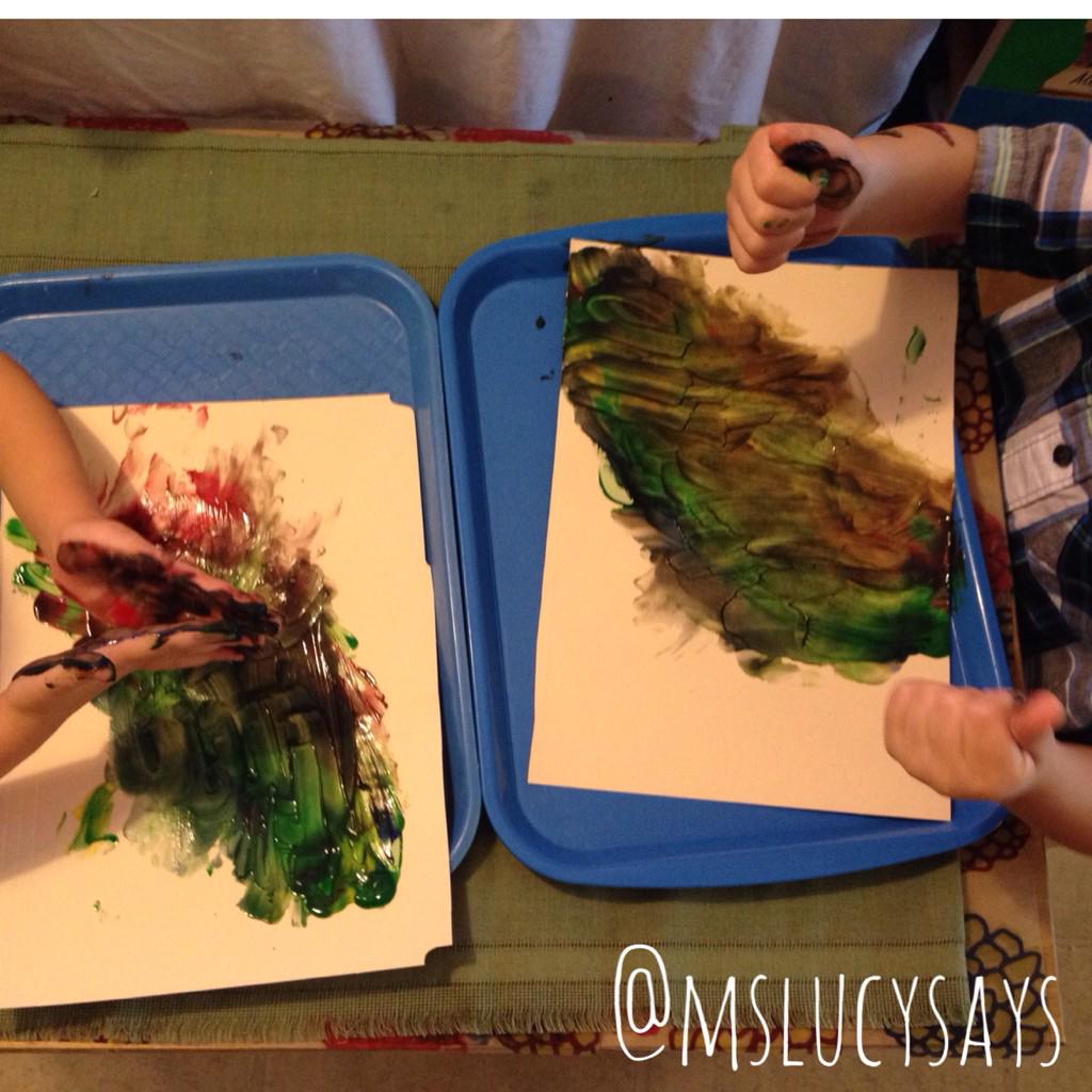 mslucysays's tweet image. Yesterday: Color mixing on St. Patrick&apos;s Day! #Sensoryintegration and #expressivelanguage practice rolled into one!
