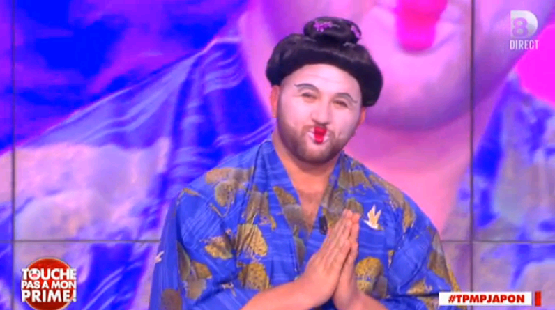 TBT9_W9's tweet photo. Notre @Mokhtar_TPMPOFF en Geisha, ça vaut le détour ! #TPMPJapon http://t.co/HLPMeEcwow