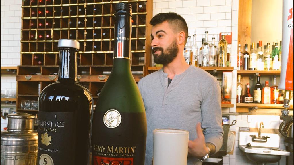 EatFreshVT's tweet photo. Big news! Oak45 just signed on for the 2015 #CocktailWalk series in #Winooski, joining @miserylovescovt & @mulebarvt http://t.co/oO3DGWrEbQ