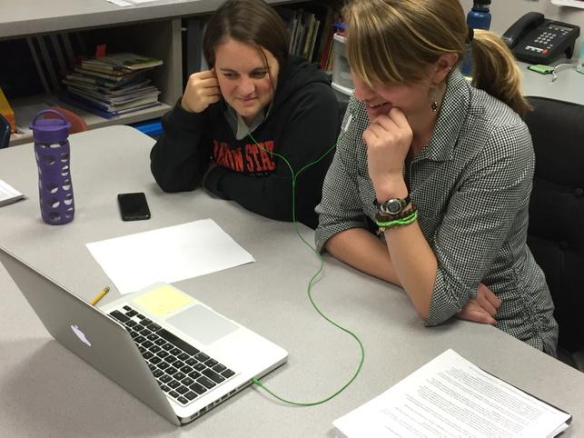 janeoz's tweet photo. @HoodRiverAcad Talking Bilteracy with Karen Beeman. http://t.co/uuzk1lK3bl