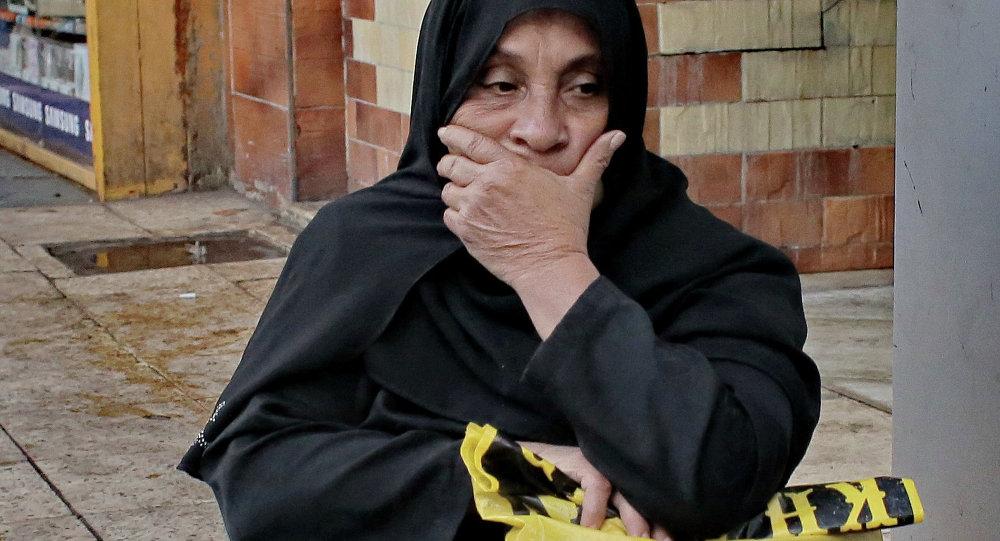 sputnik_TR's tweet photo. 43 yıl boyunca erkek kılığına girip çocuğuna bakan #Daooh, yılın annesi seçildi
http://t.co/9BsDtlZekz http://t.co/ds5MPtohXo