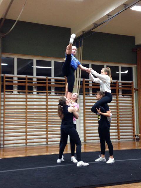 RPCheer's tweet image. Our level 2 stunt group RAGE working hard comp! #QueensofFire #PowerfulWomen #cheerleaders