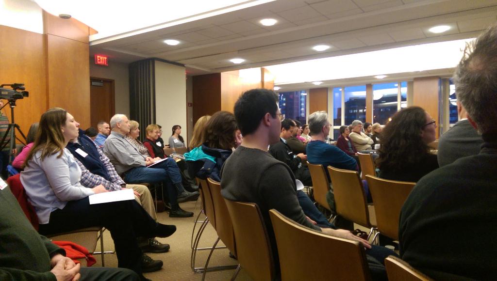 Many <a href="/bualumni/">Boston University Alumni Association</a> eager to learn from <a href="/DonnaPincus/">Donna Pincus</a> tonight!