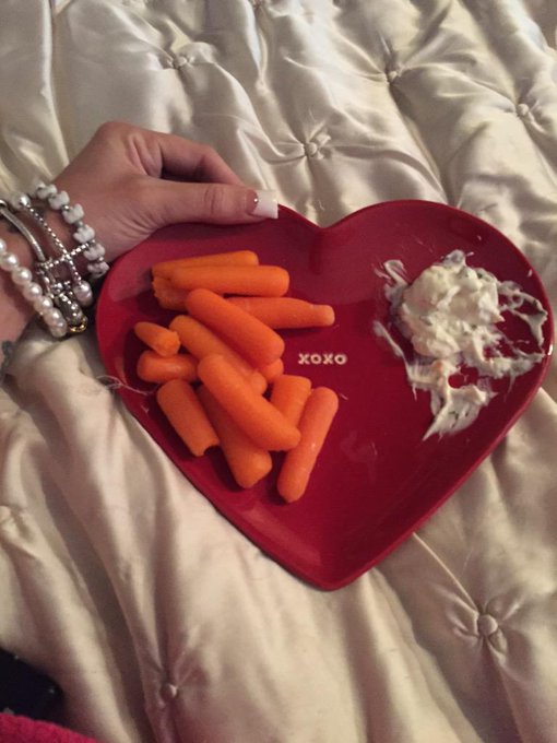 Stay fresh eating healthy! Xoxo #babyposh #ravbaybay http://t.co/fDIcousaIs<a href="/tag/babyposh"class="tags">#babyposh</a><a href="/tag/ravbaybay"class="tags">#ravbaybay</a>