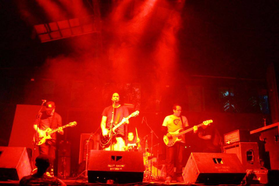 hola no sabemos como se usa esto, pero TMIC ya tiene twitter :) #quiensoy