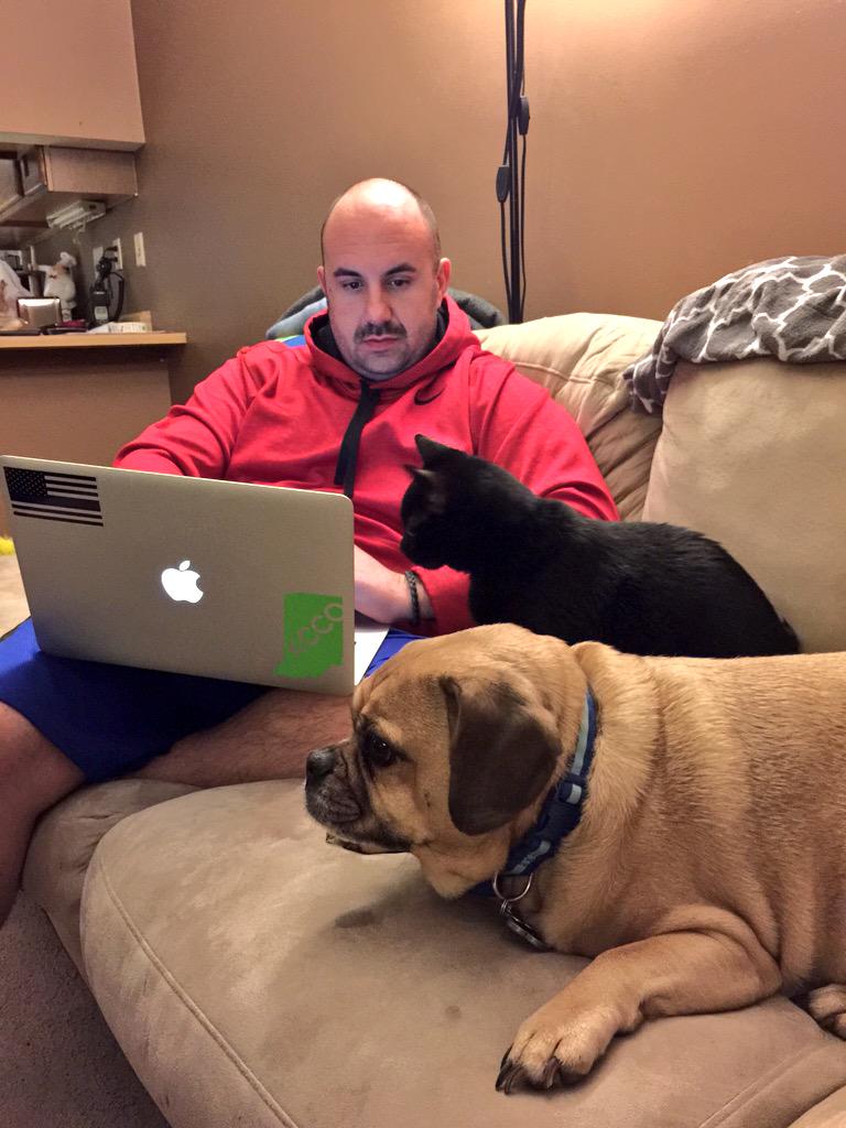 TurboRooDesigns's tweet photo. The boys hard at work getting all the files ready for printing of the SMOOCHATON carts! #FutureInPetProsthetics http://t.co/wJOJroHNYF