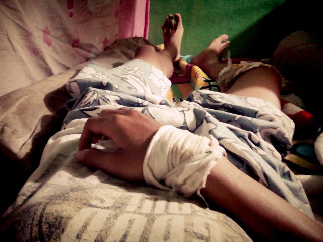 Mohon doanya utk gitaris kita aldy(temon) yg semalem abis kecelakaan.semoga cepat sembuh.amiinn o:)