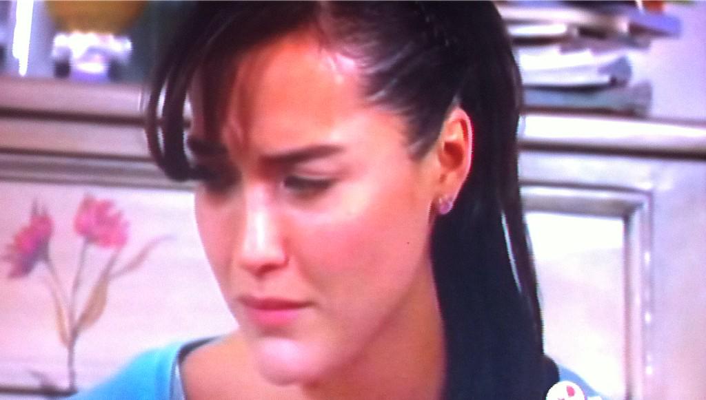 Jessiliners's tweet image. La castigaron! 😔 @JessicaDecote