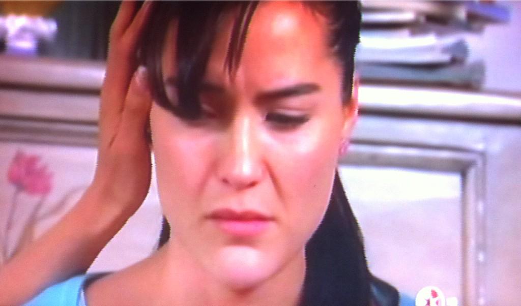 Jessiliners's tweet image. La castigaron! 😔 @JessicaDecote