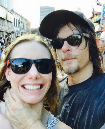 ennoia3's tweet photo. You know, #SXSWReedus choking out a fan and workin' up a bit of a sweat #dearlord (_burning_lilacs_) @wwwbigbaldhead http://t.co/WQlAoCRZe8
