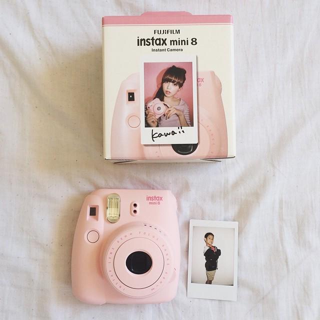 danicajaninetwt's tweet image. Obsessed and in love with my first ever Fujifilm Instax Mini 8 Instant Camera in Pink 📷🎀 #finallygotit #itsperfect …