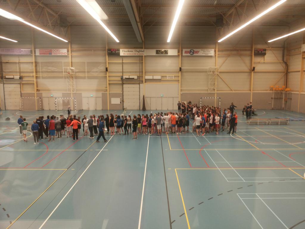 Er zijn weer testdagen voor aanname nieuwe Cios studenten. Leuk om iedereen zo actief en 100% bezig te zien! @NVSRO