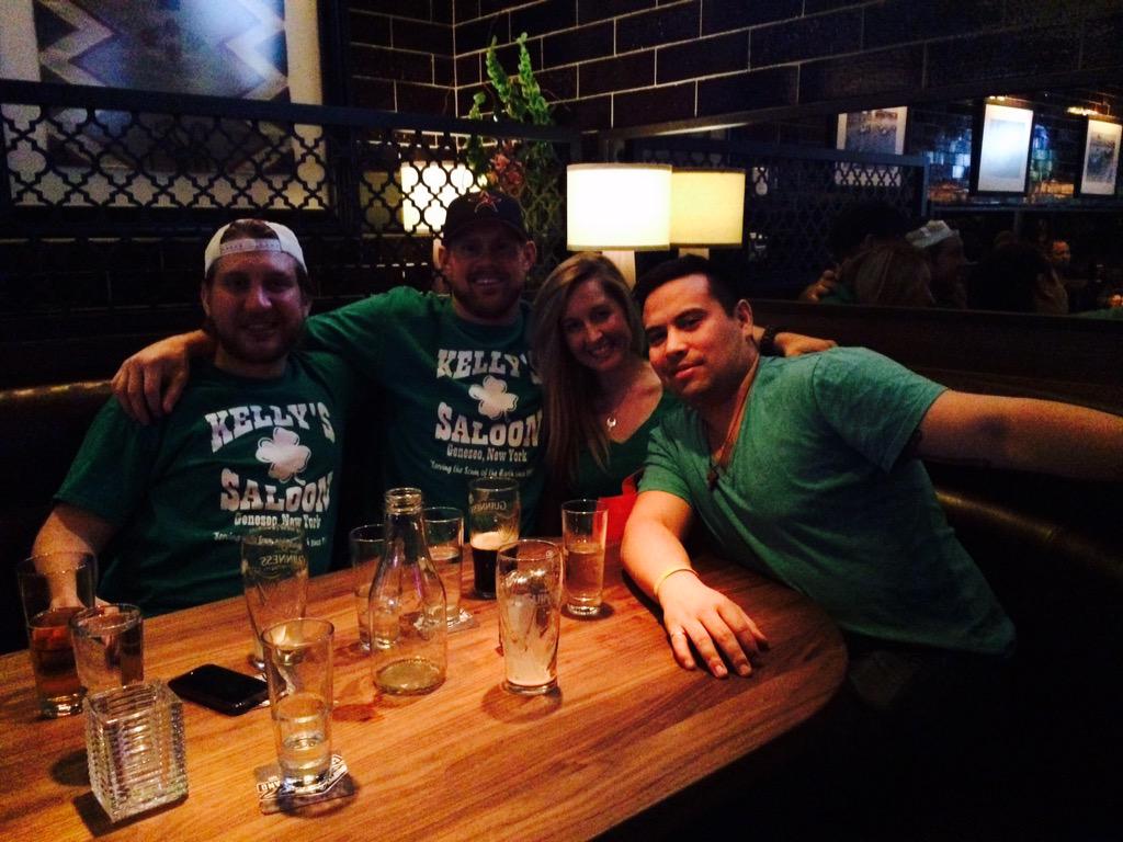 j_macphee's tweet photo. Great time celebrating St.Pattys @BrownsBritannia Very impressed w/ staff, food and owner Chad taking time to chat! http://t.co/3EsNvnEkdc