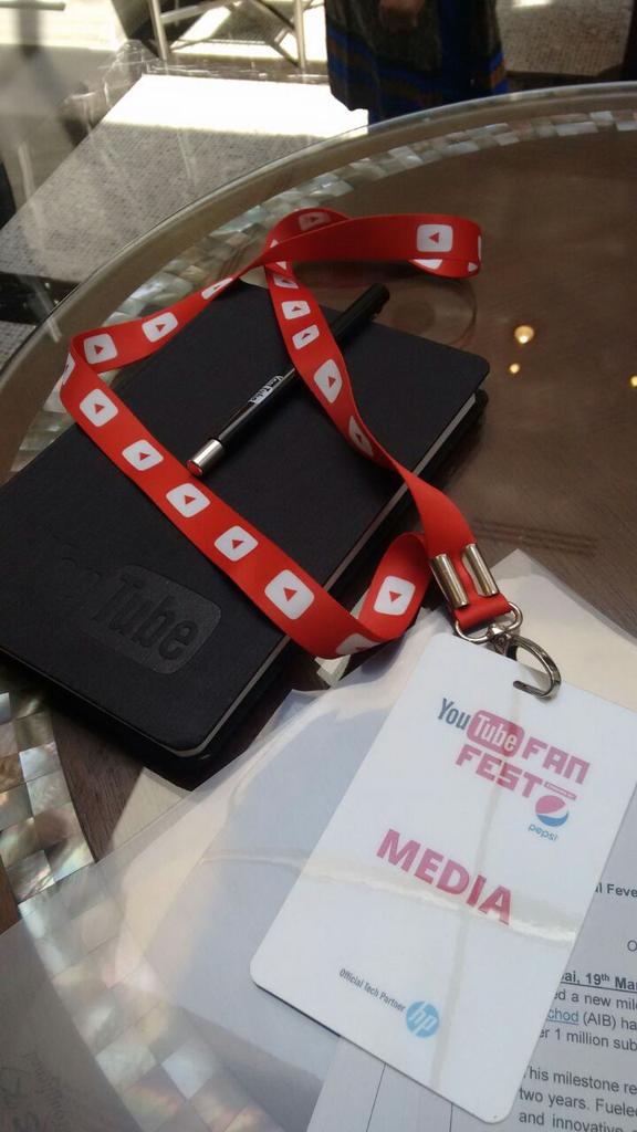Samosites's tweet photo. We @Social_Samosa are loving the media preview at #Youtube Fan Fest. http://t.co/4ayghuAGYk
