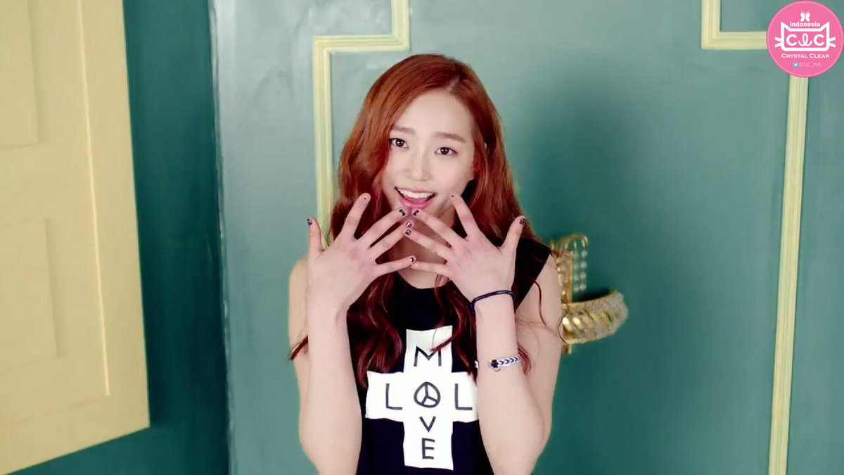 CLC_INA's tweet photo. [CAPS] #Yeeun CLC - PEPE Music Video #CLCFighting #WelcomeToCubeFamily http://t.co/h0Sukk6rEF
