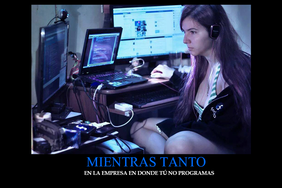 ponchofront's tweet photo. Mientras tanto, en la empresa en donde tú no programas :D http://t.co/Oo72sdSYmP