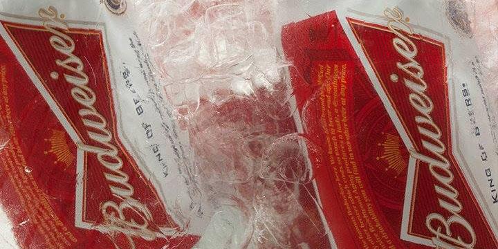 BudweiserIndia's tweet photo. Forecast: #ThirstyThursday with a chance of ice showers. #BetterWithBud http://t.co/9CqmZglpHN