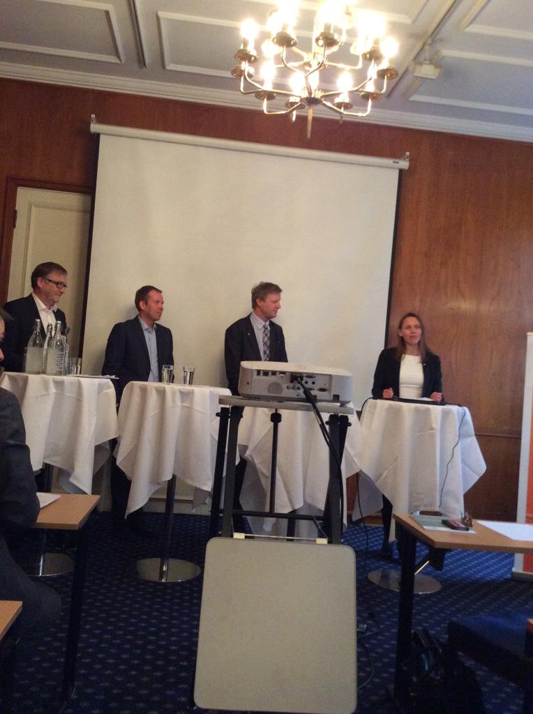 ErlendJordal's tweet photo. Her er initiativtakerne for #transferit fra @Norskoljeoggass @NorskIndustri @Abelia_NHO @_Tekna_ #spinnoffs http://t.co/5HCifKoWYH