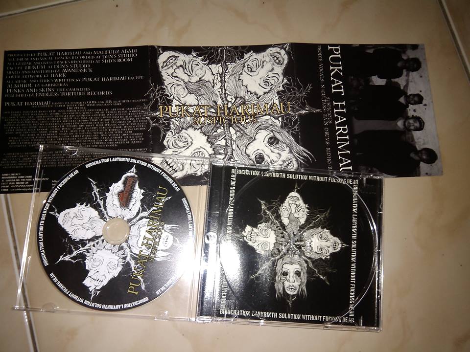 Avaliable now, <a href="/pukatharimauGC/">PUKAT HARIMAU Band</a> SUSPICIOUS Album(free poster)
 Jl Dr.Soetomo 26 Pelem-Pare 085708888396 | PIN:28B71BD1
