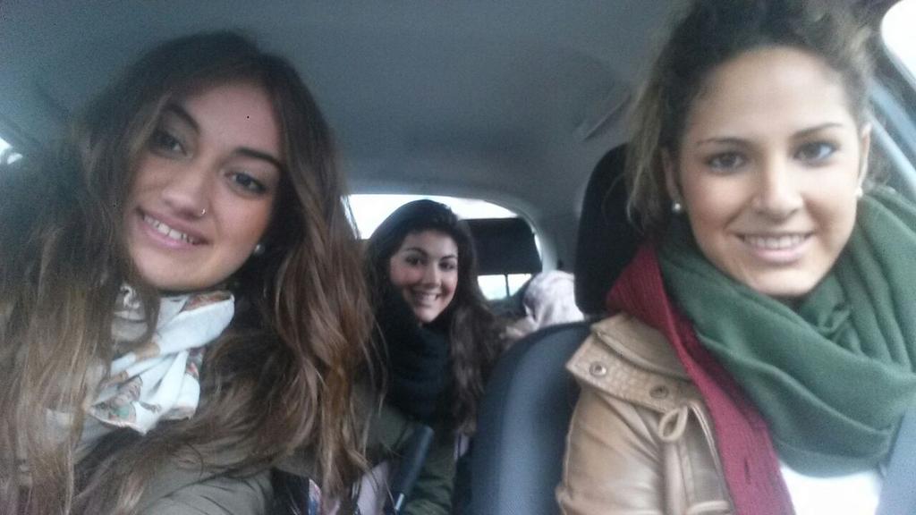susanaa95's tweet photo. Toca area sur con las nenas!! #horitalibre http://t.co/flHzphcJDL