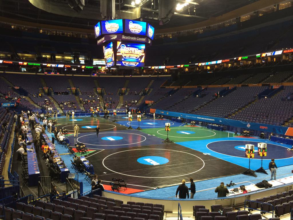osusportsphotog's tweet photo. Getting ready for some wrestling! Go Pokes! @CowboyWrestling http://t.co/vqwlaQezdG