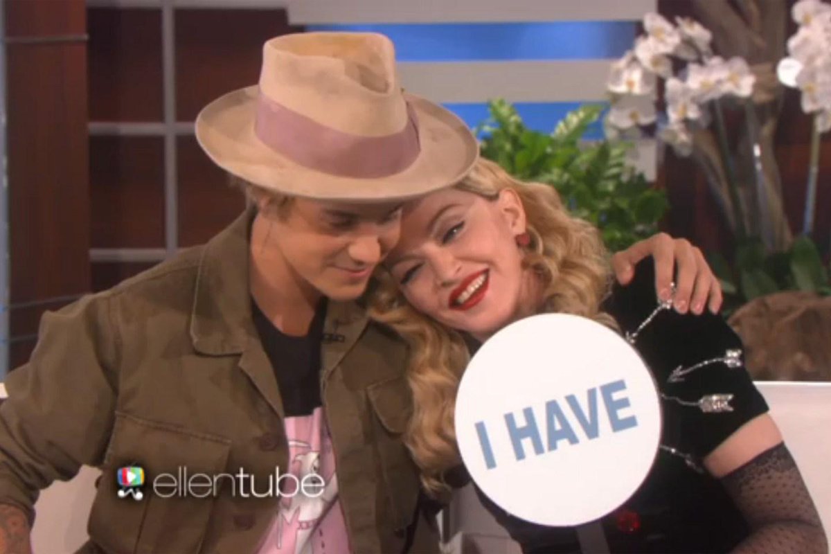 BritishVogue's tweet image. Why is Madonna cuddling up to Justin Bieber? vogue.uk/KSIJ8c