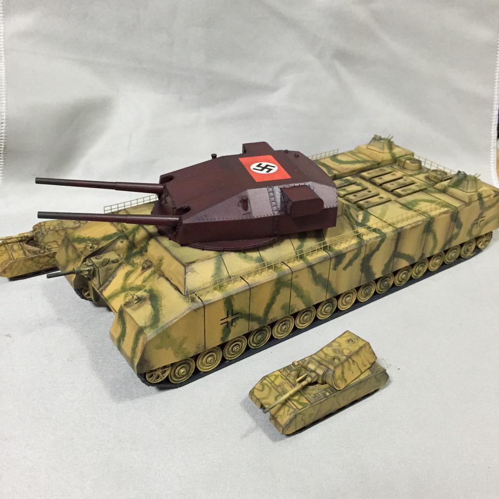 タコム1/144陸上巡洋艦P1000 ラーテ 完成しました