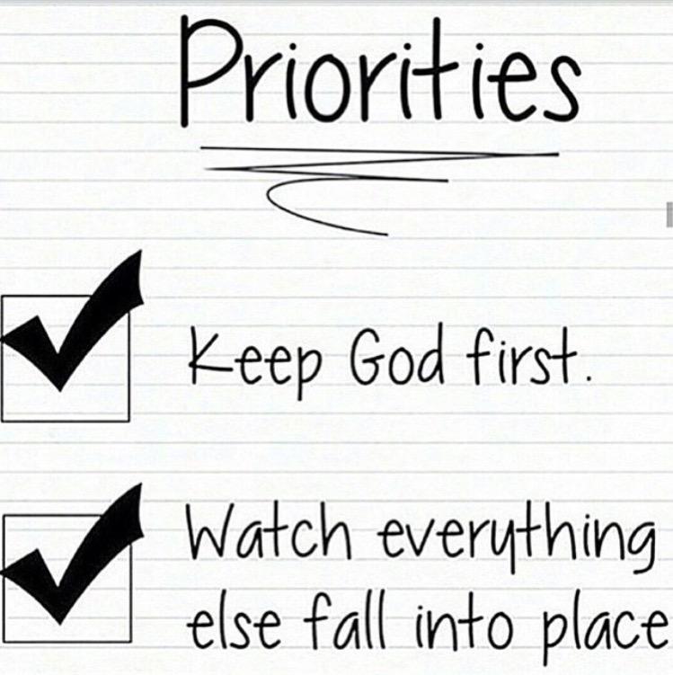 RichAshWealthy's tweet photo. I make sure my priorities right everyday 🙌🙌🙌 http://t.co/9euQWN3p1n