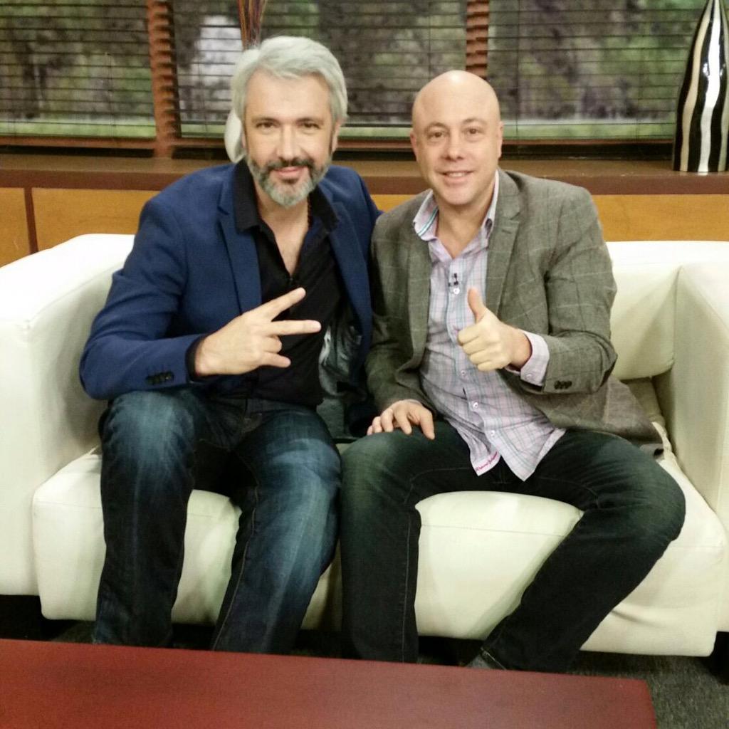 BuenDiaColrcn's tweet photo. Hoy con nosotros @jorgerausch @gonzavivanco #ElProgramaEsMBD http://t.co/UOIbza6DOz