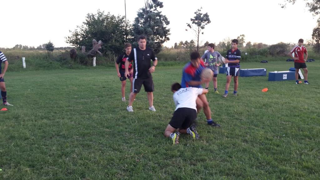 Ayer por la tarde disfrutamos un rato de rugby con Martín Durand. Muchas gracias!! #juvenilesclc #blancodemivida