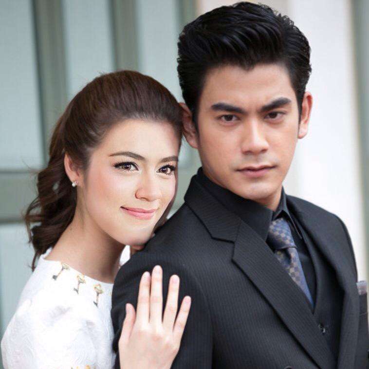 kimmykiimberley's tweet photo. เล่ห์รตีเป็นไงบ้างคะ55555555555555555555555 #เล่ห์รตี http://t.co/ApWqxXi3Az