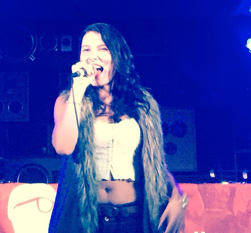 MandyRenee04's tweet photo. Ya Never Know #10at10 #hiphop #yyc #emcee #fuckthiswholeFEMceething http://t.co/ZeDhZKgl81