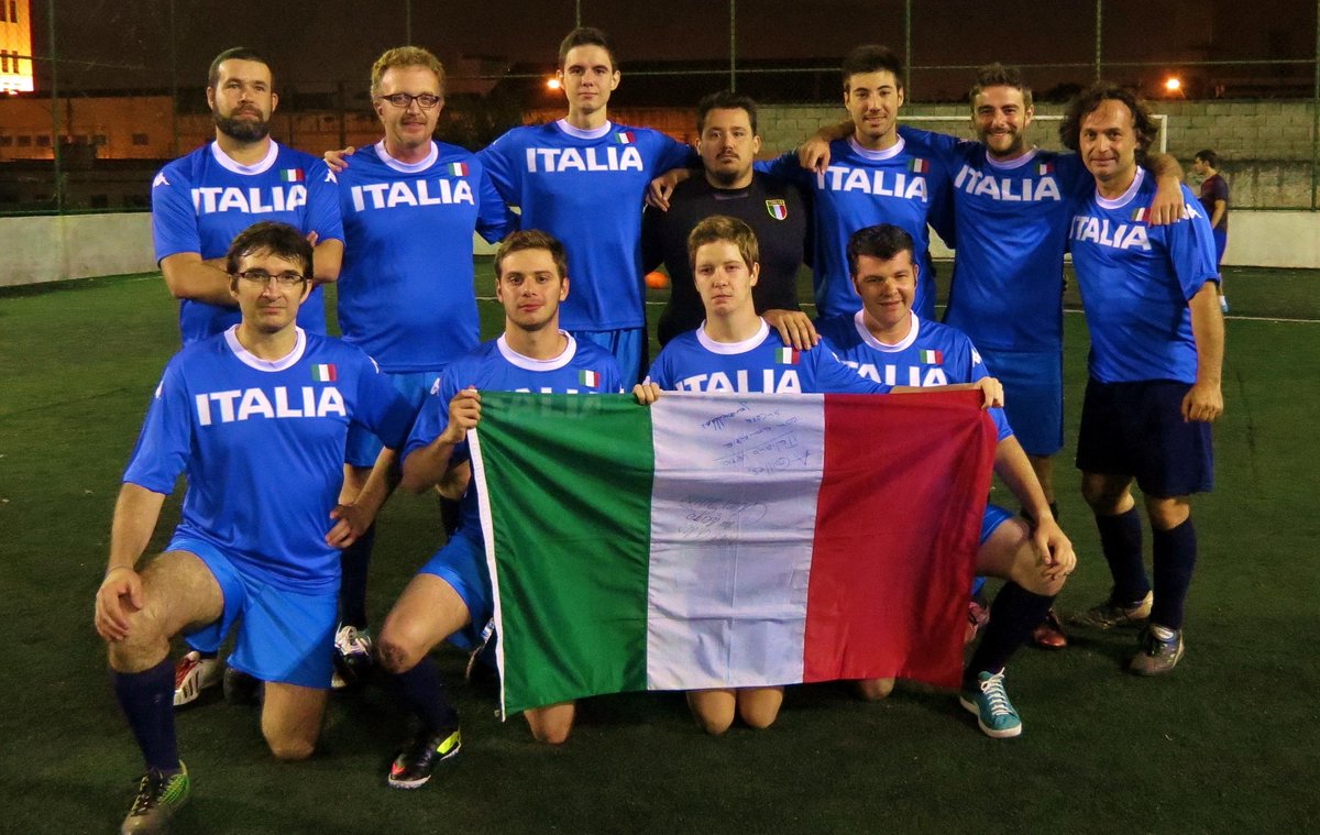 A jovem seleção italiana se prepara para a Copa Gringos 2015. Confira a matéria:
comites.org.br/jovens-noticia…