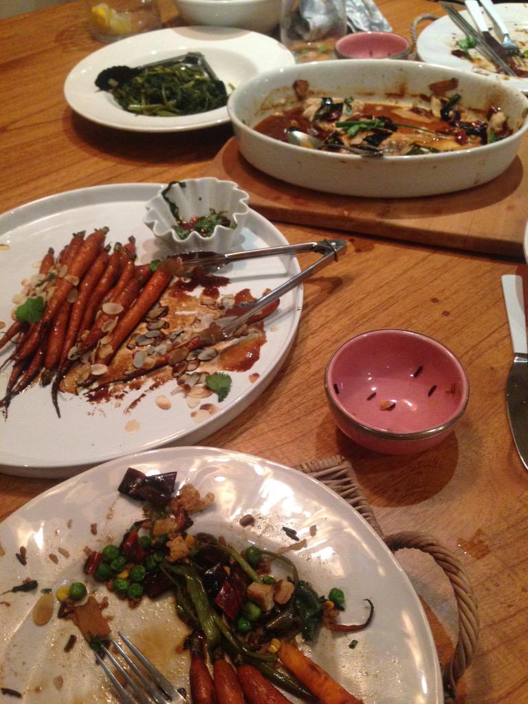 rubysweeney's tweet photo. @khanhong slayed it in the kitchen tonight 🙌 #cancook #destinyschild http://t.co/9ighjrmnVU