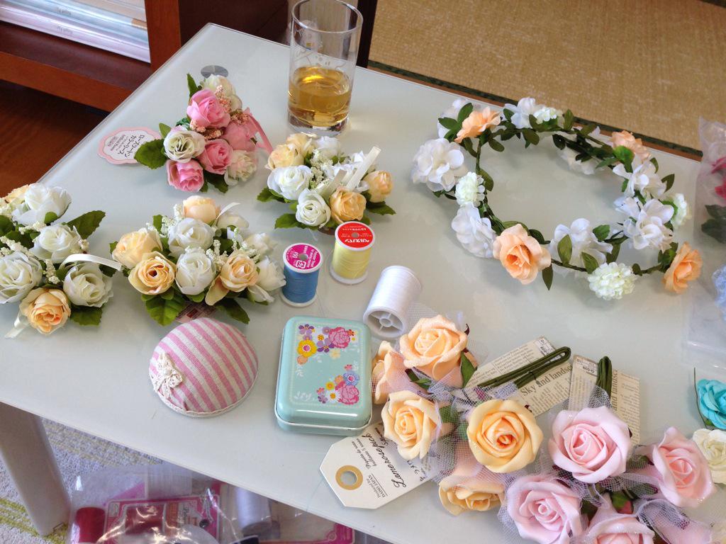 Tweet 夏フェス用の花冠は100均で簡単に作れる Naver まとめ