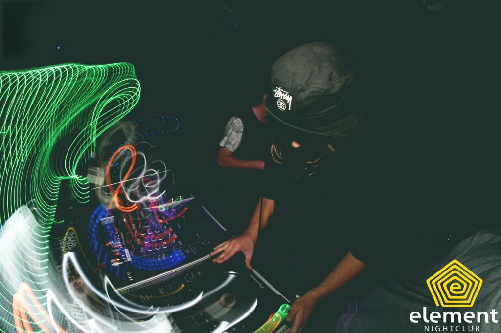 ollie_iles's tweet photo. Playing Eureka tomorrow night! 2-3 deck disco, then 4-5 main room after @Azmac_Melb so keen for it! Element Saturday! http://t.co/6LyR3U4Y6x
