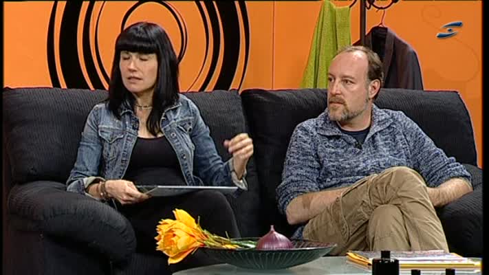 MT"<a href="/canalblau/">Canal Blau</a>:bit.ly/1FHUirI <a href="/entradalliure/">Entrada Lliure</a>, Xénia Vela i Ángel Martínez de l'associació <a href="/FemRibes/">De Ribes</a> #spRibes "