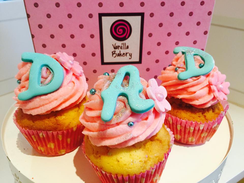 Auguri dolcissimi a tutti i nostri papà! Vi vogliamo un mondo di bene 💕 #festadelpapà #vanillabakery