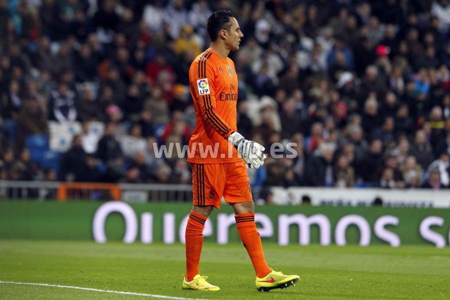 LaLiga's tweet photo. ¿Quién tiene mejor portería?

RT-> @FCBarcelona_es 
FAV-> @realmadrid 

#ElClásicoEnDatos #SienteLaLiga http://t.co/SHIOyxoC6I