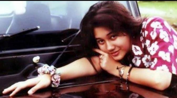 SCTV's tweet photo. 8 Rekor Nike Ardilla yang Belum Pernah Terpecahkan, Apa Saja Rekornya? >> http://t.co/0AYMrFo8m7 via @liputan6dotcom http://t.co/SXEkiPtgEG