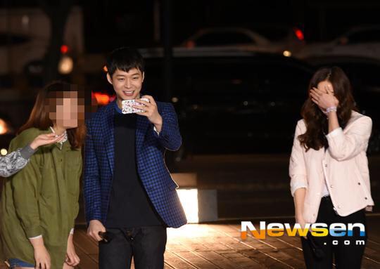 CAdLHFeVEAAhrh7.jpg:large