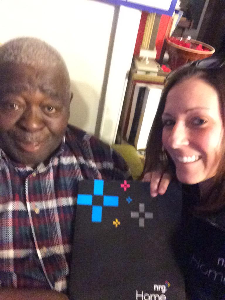 315SolarGirl's tweet photo. John is joining the #nrghomesolar family in Syracuse, NY. #nrghappyface http://t.co/b9eu3hQMgi