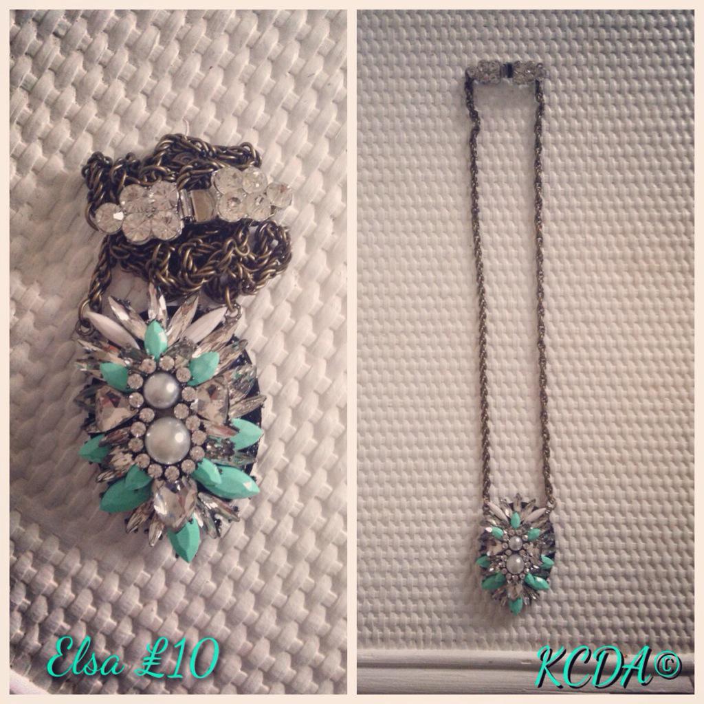 kittycandoaccs's tweet photo. The Elsa now in stock #aqua #shard #frozen #necklace #nefollowers http://t.co/Vxupr1NSig