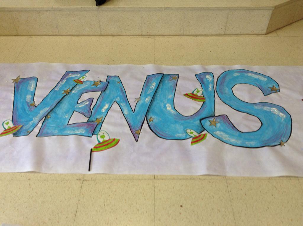 BertaG10's tweet photo. En 2B nos vamos a VENUS!! #fiestasanjo15 http://t.co/MTtcDgwVfd