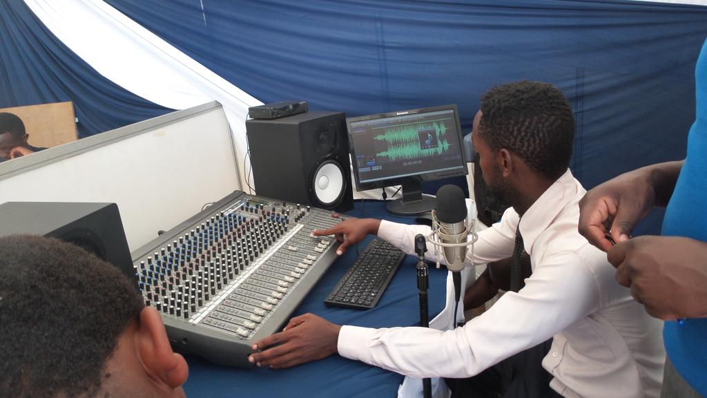 ZetechUni's tweet photo. @Tamutupu doing a great job at the stand running Zetech Radio. @manzadavid2 @mimmo_gacheru @Miss_Patriciah @NthanzeK http://t.co/1qXBg9bwAX