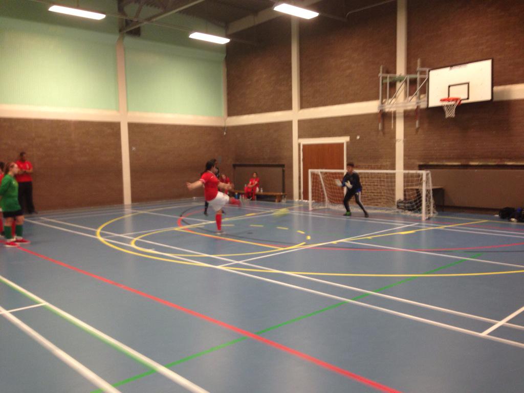 18.03.15 <a href="/slsffl/">SLSFFootballLeague</a> Female Invitational: Semi <a href="/the_priorysch/">The Priory School</a> 1-1 <a href="/sfxfootball/">SFX Football</a> <a href="/the_priorysch/">The Priory School</a> win on pens.  #thisgirlcan