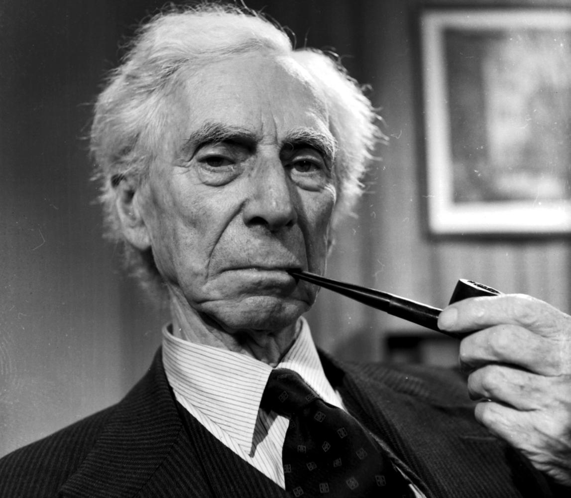 Çağımızın en büyük sorunu; akıllılar hep kuşku içindeyken aptallar küstahça kendinden emindir.

Bertrand Russell