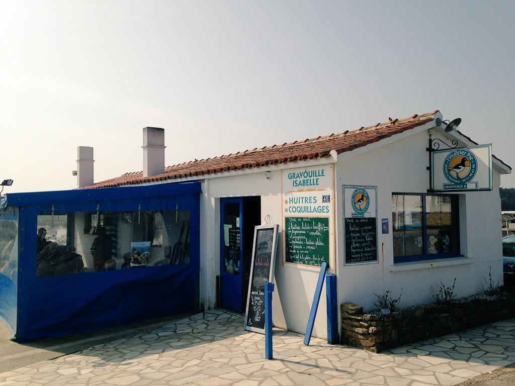 clergeau's tweet photo. Des Sables d'Olonne aux parcs ostréicoles de #Vendée, il n'y a qu'un pas. Notre région @paysdelaloire est belle ! http://t.co/JVnKzZYO4f