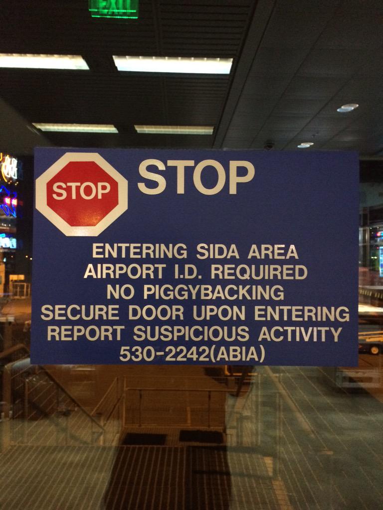APXDinocrates's tweet photo. "No piggybacking" 
On our way to San Jose!
#apxsj http://t.co/J1mtQrt7mQ