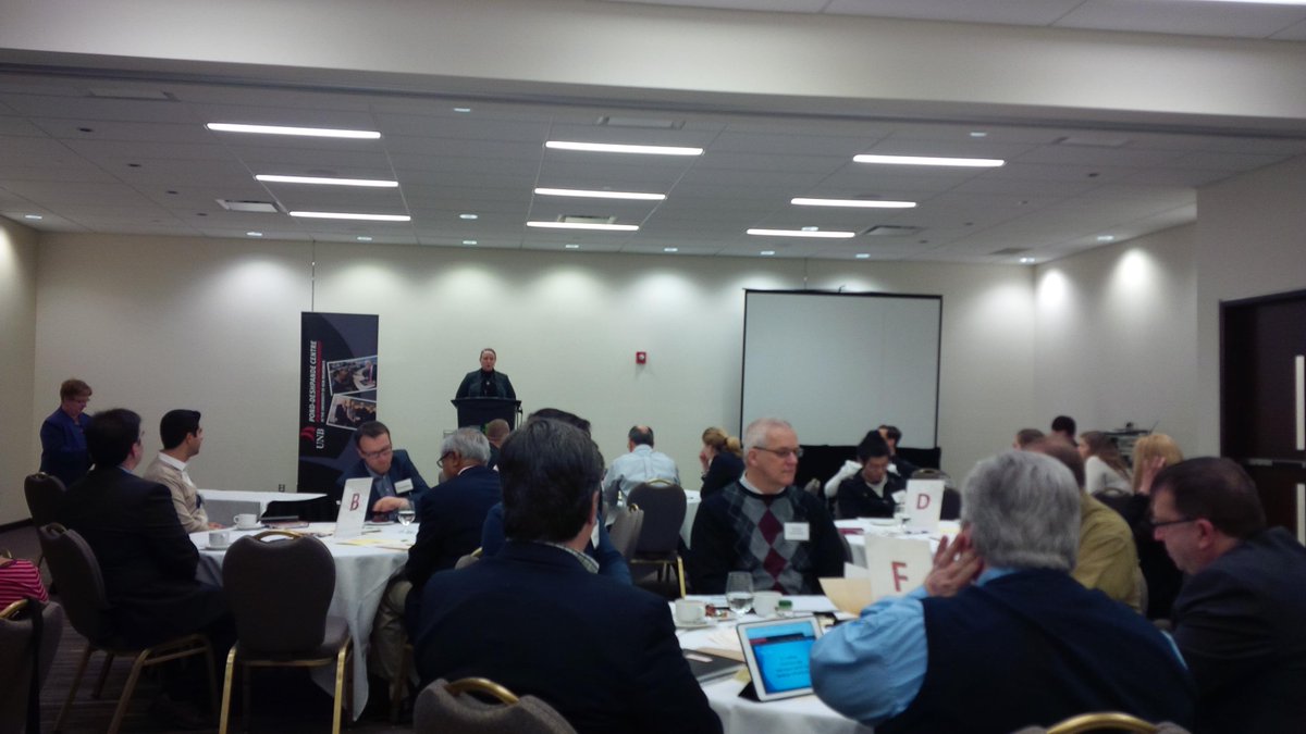 NLeBlanc_'s tweet photo. Room full of budding #startups for @PondDeshpande Mentor Minutes @#ECSW2015. http://t.co/gNXxaGzmyx